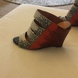 Platform clog sandal